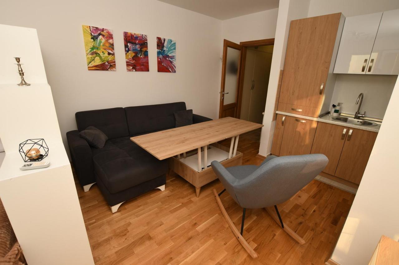 Sky Way Studio Apartment Сараєво Екстер'єр фото