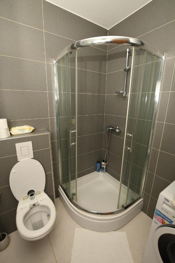 Sky Way Studio Apartment Сараєво Екстер'єр фото