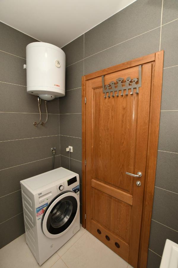 Sky Way Studio Apartment Сараєво Екстер'єр фото